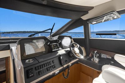 Yacht