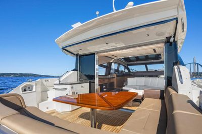 Yacht