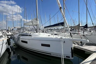 2023 Beneteau Oceanis 37.1