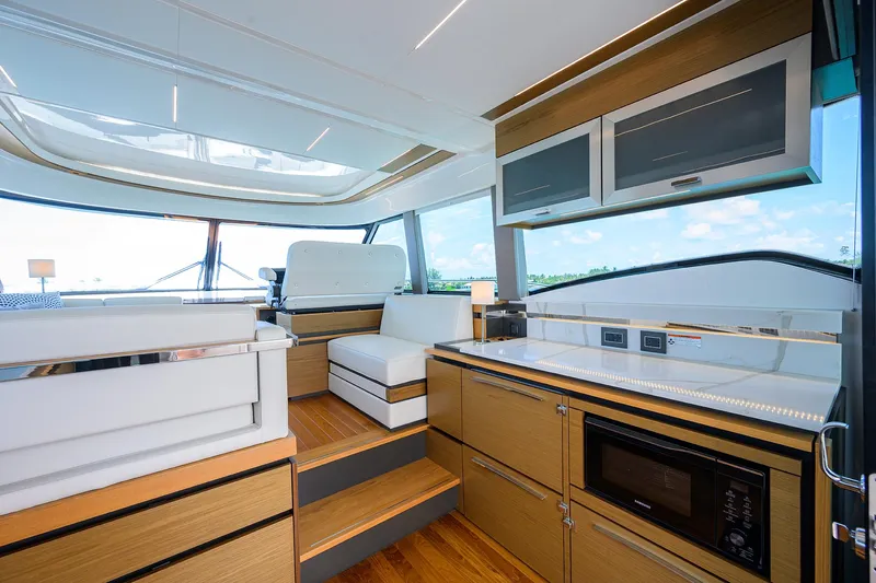 Debbie's Diamond Yacht Photos Pics Tiara 49 DEBBIE'S DIAMOND - Galley