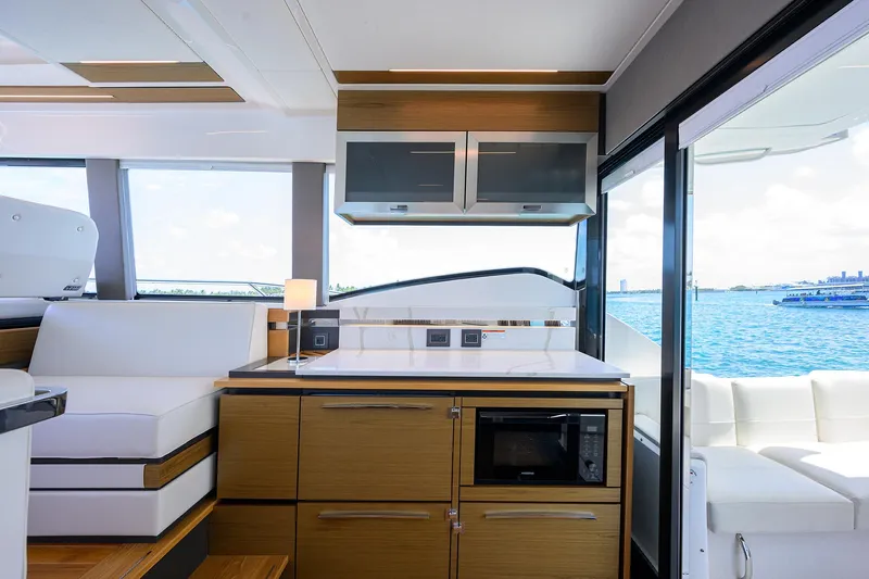 Debbie's Diamond Yacht Photos Pics Tiara 49 DEBBIE'S DIAMOND - Galley