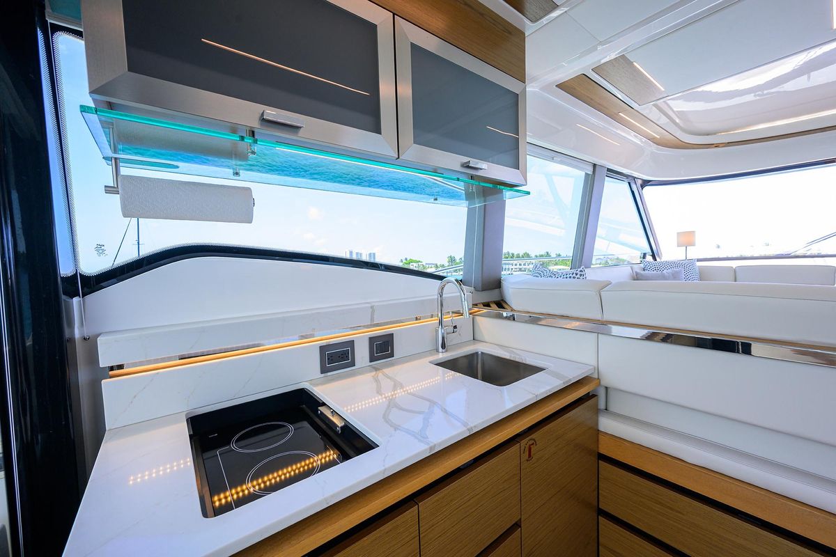 2023 Tiara Yachts 49 