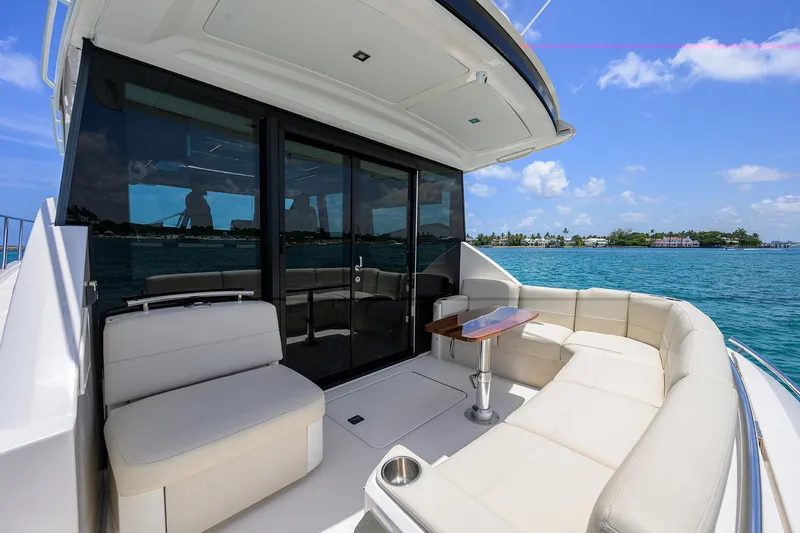 Debbie's Diamond Yacht Photos Pics Tiara 49 DEBBIE'S DIAMOND - Cockpit