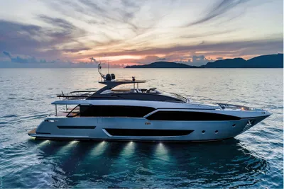 Riva 90' Argo