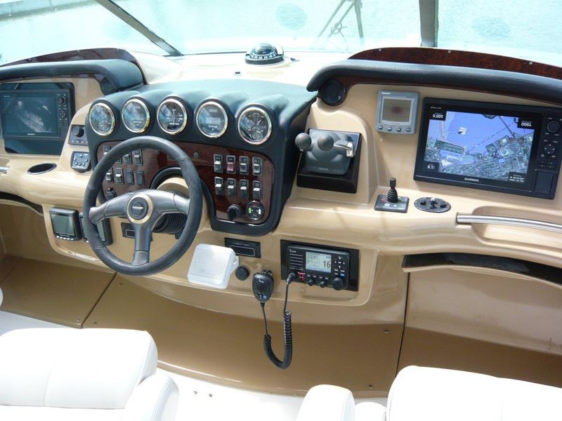 2002 Carver 466 Motor Yacht