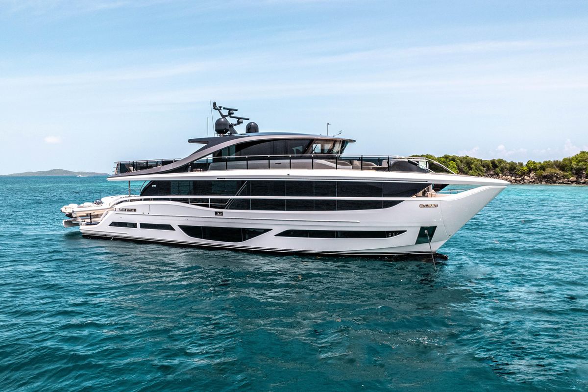 2021 Princess 95 
