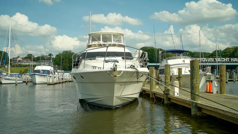 Laurie Lu Yacht Photos Pics 