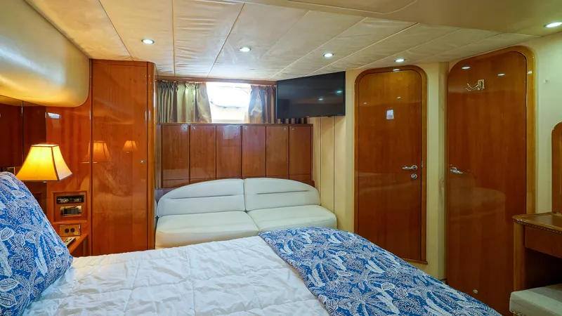 Laurie Lu Yacht Photos Pics Luxurious cabin interior of 2002 Viking Princess 68 Sport Cruiser yacht.