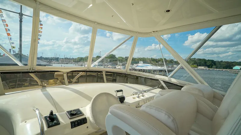 Laurie Lu Yacht Photos Pics 