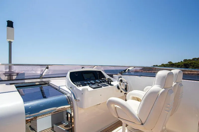 King Of Oil Yacht Photos Pics 