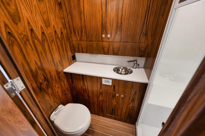 Slack Tide Yacht Photos Pics Gamefisherman 49 Slack Tide - Cabin, Head, Sink