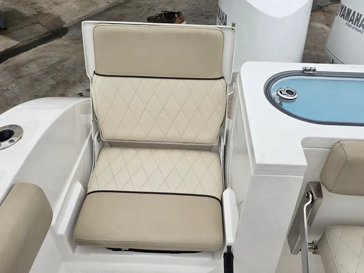  Yacht Photos Pics Beige seat cushion on a 2018 Sea Fox 328 Commander boat.