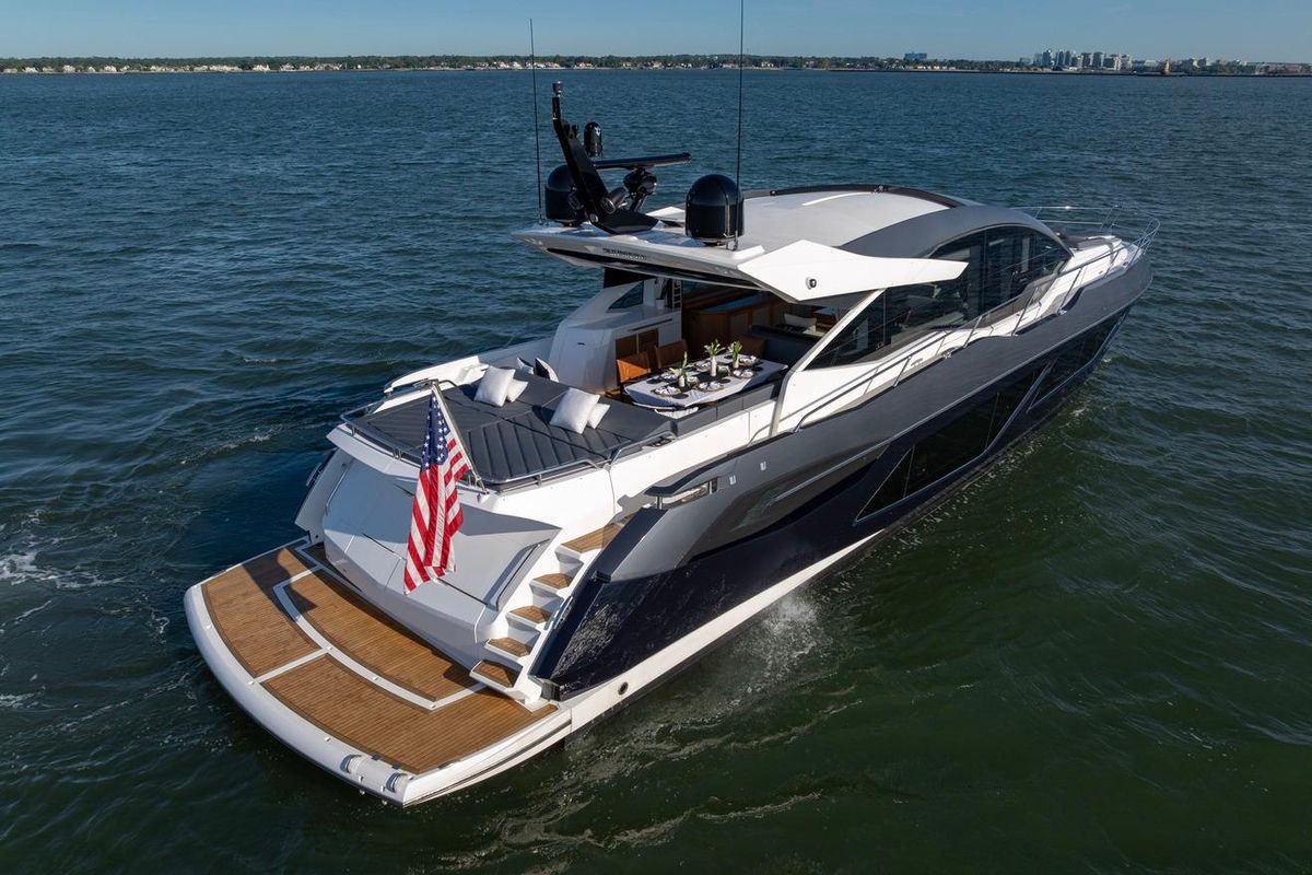 2020 Sunseeker 74 