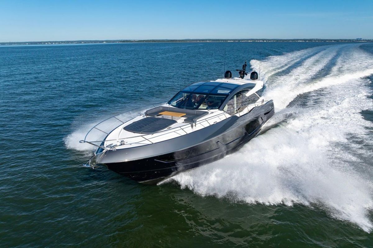 2020 Sunseeker 74 
