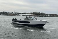 2023 Aviara AV32 Outboard