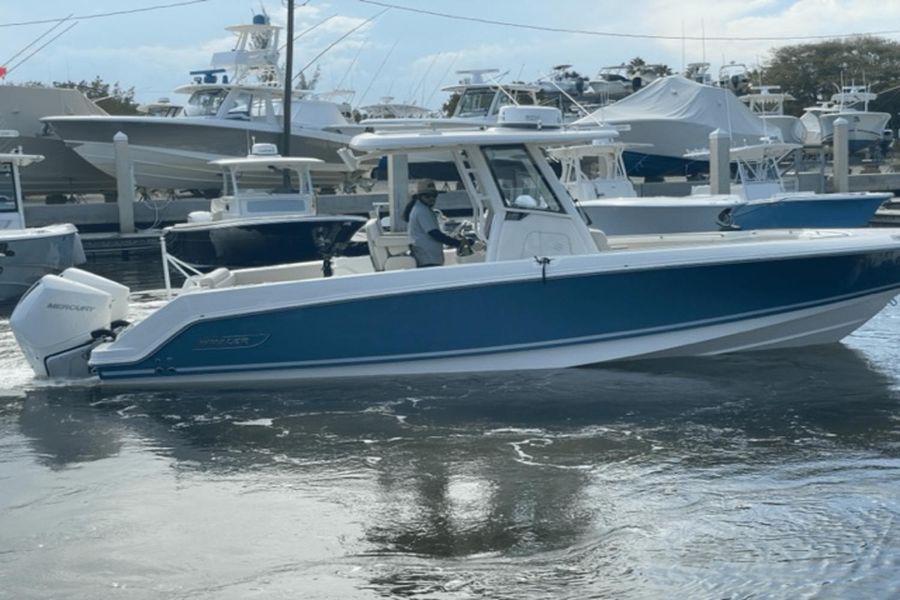 2019 Boston Whaler 280 Outrage