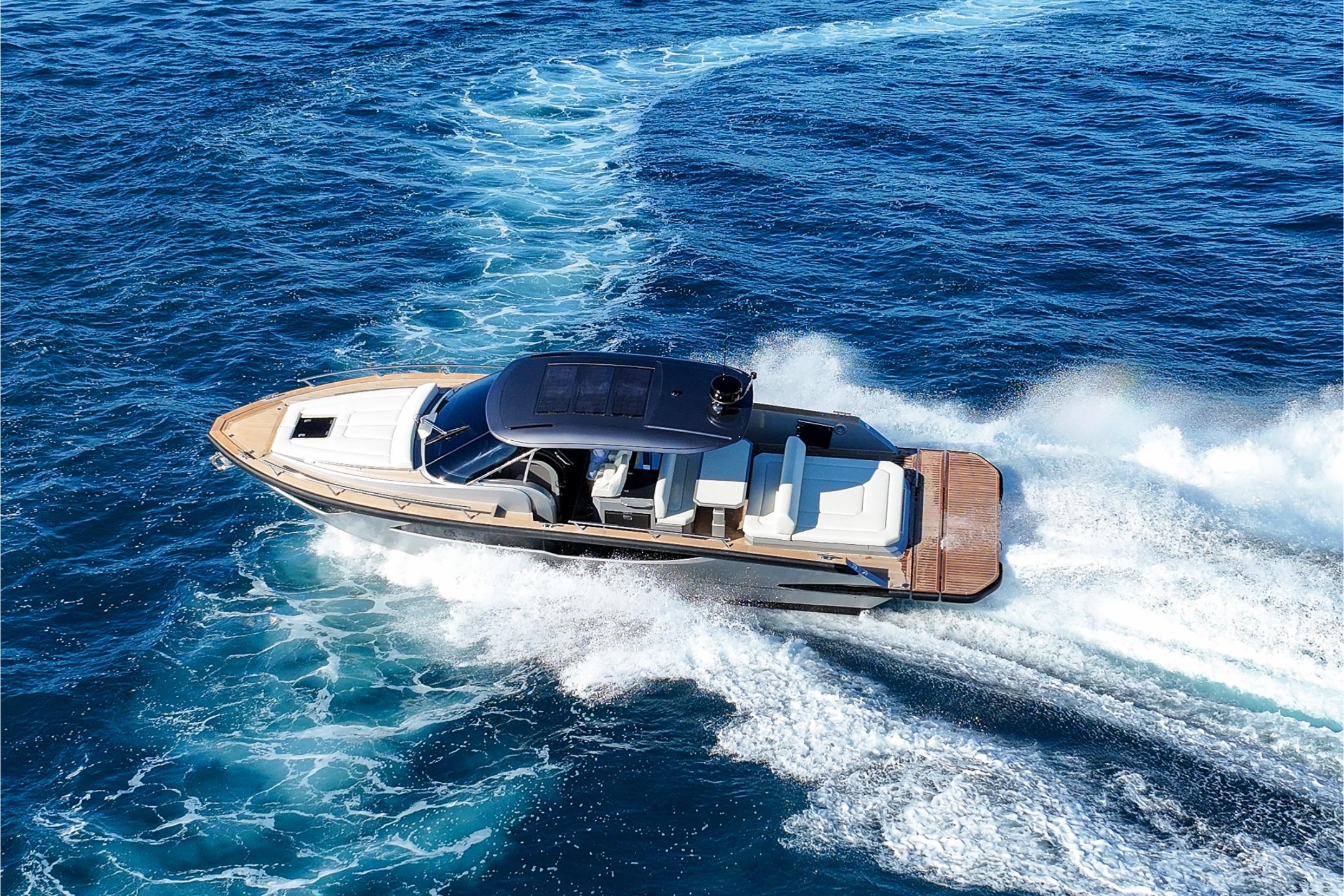 2024 Focus Forza 37 yacht cruising on open blue sea.