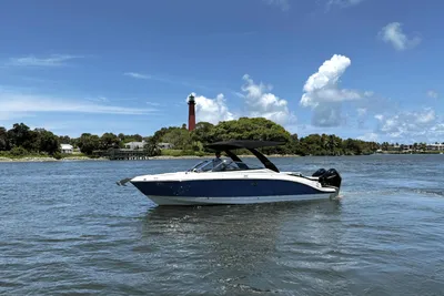 Sea Ray SLX 280
