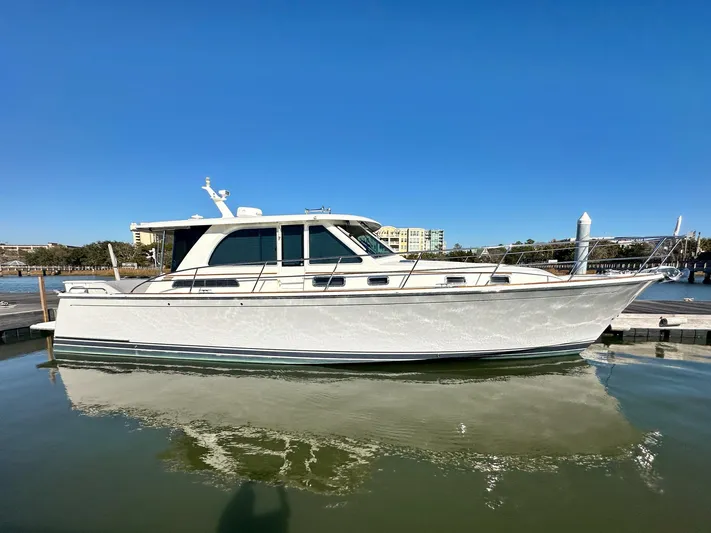 Vita Brevis Yacht Photos Pics 2020 Sabre 45 Salon Express