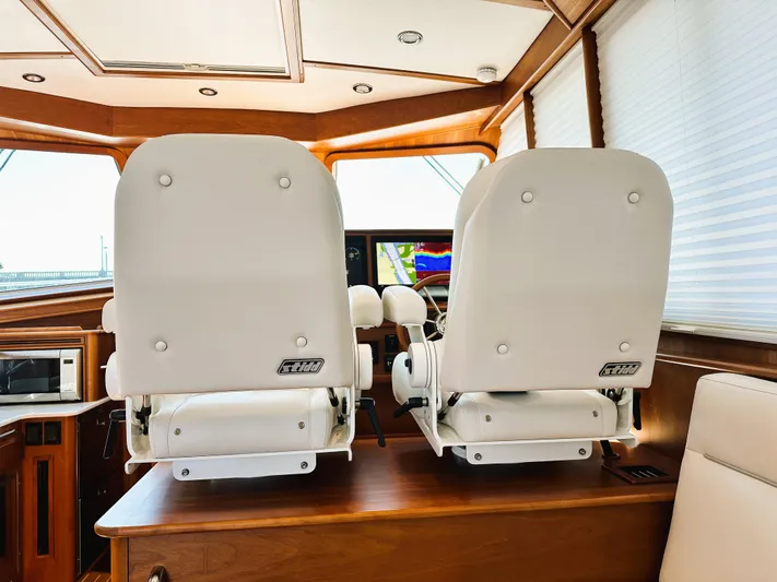 Vita Brevis Yacht Photos Pics Helm Station - Stidd Seats