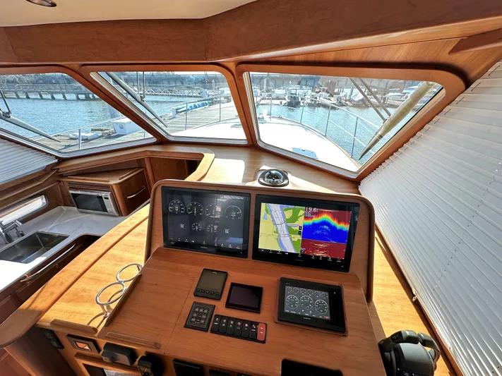 Vita Brevis Yacht Photos Pics Helm Station