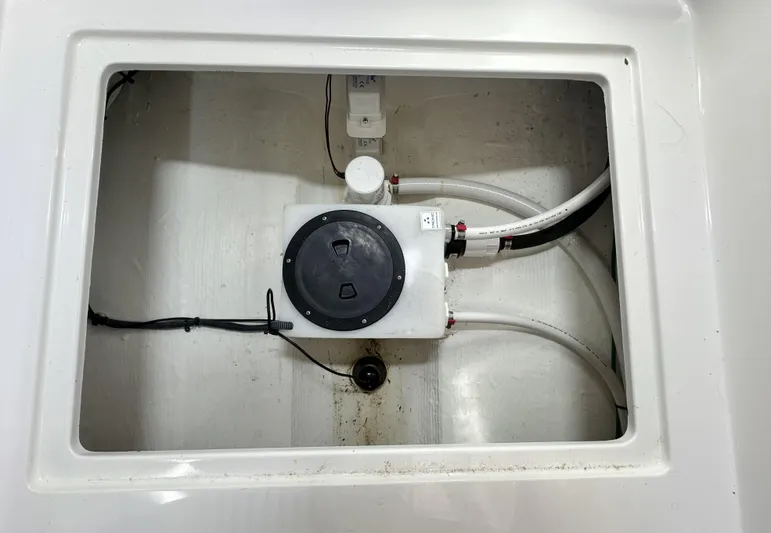 Vita Brevis Yacht Photos Pics Utility Room