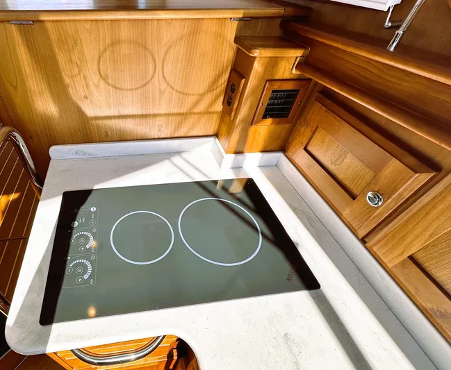 Vita Brevis Yacht Photos Pics Galley