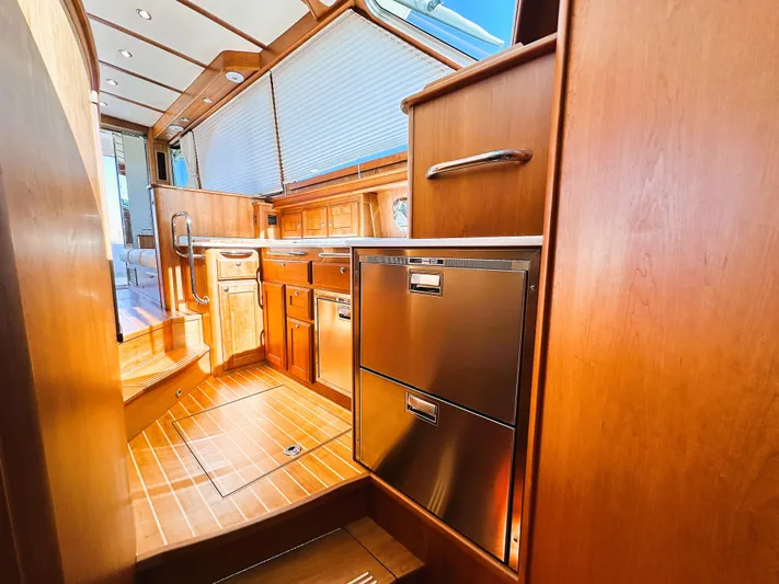 Vita Brevis Yacht Photos Pics Galley