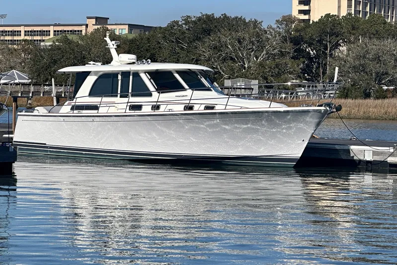 Vita Brevis Yacht Photos Pics 2020 Sabre 45 Salon Express