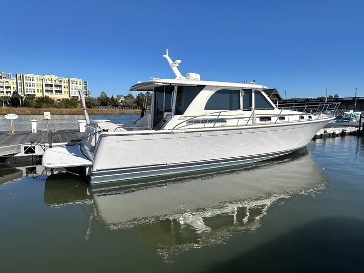 Vita Brevis Yacht Photos Pics 2020 Sabre 45 Salon Express