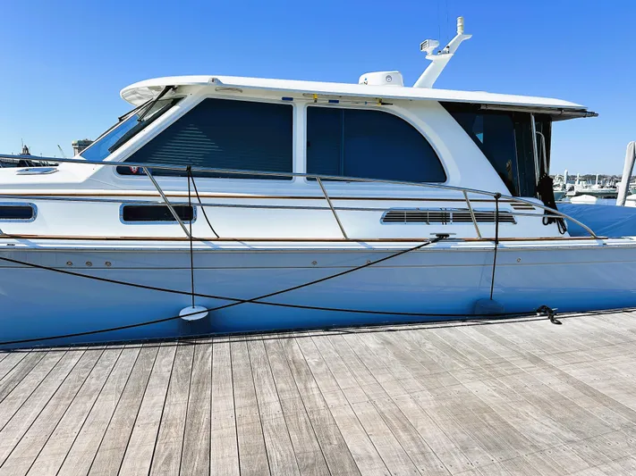 Vita Brevis Yacht Photos Pics 2020 Sabre 45 Salon Express