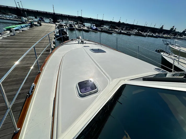 Vita Brevis Yacht Photos Pics 2020 Sabre 45 Salon Express