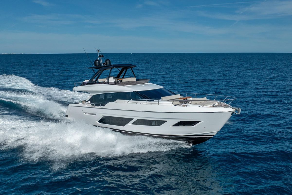 2023 Ferretti Yachts 72 