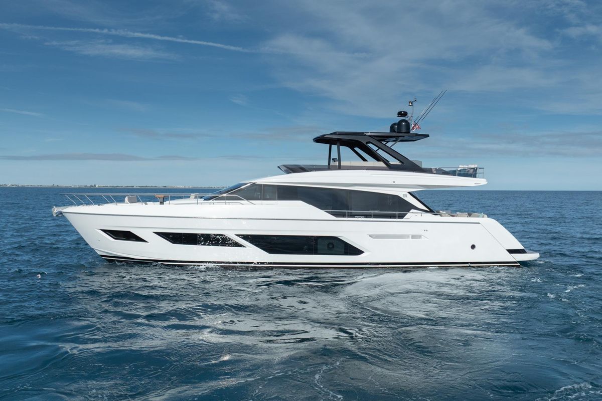 2023 Ferretti Yachts 72 