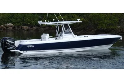 Intrepid 327 Center Console