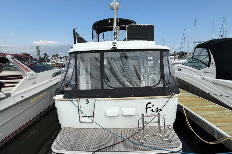 Fin Yacht Photos Pics Beneteau Swift Trawler 34