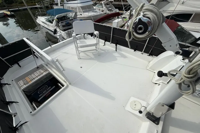 Fin Yacht Photos Pics Beneteau Swift Trawler 34