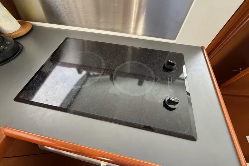 Fin Yacht Photos Pics Beneteau Swift Trawler 34