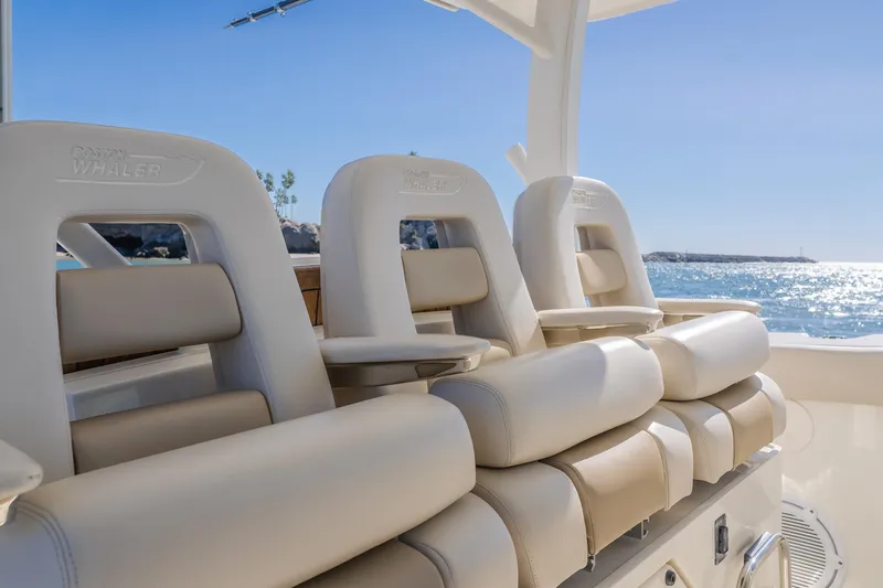 Robin Ann Yacht Photos Pics 