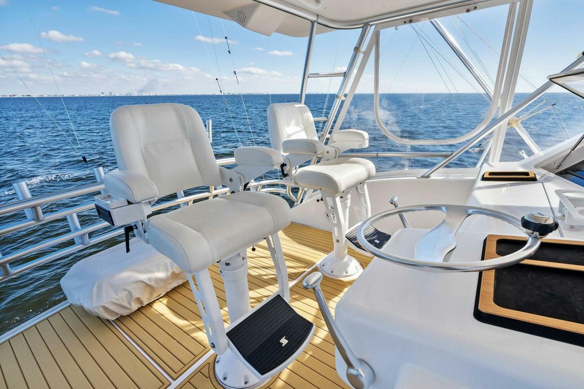 2002 Viking 65 