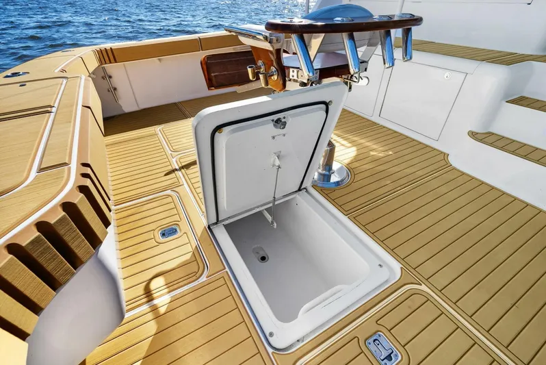 Cajun Queen Yacht Photos Pics 2002 Viking 65 Convertible 'Cajun Queen'