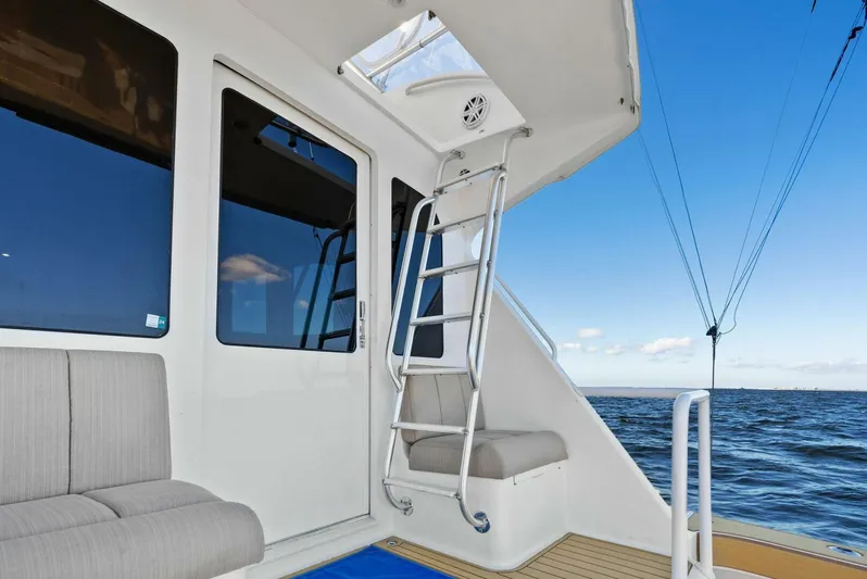 Cajun Queen Yacht Photos Pics 2002 Viking 65 Convertible 'Cajun Queen'