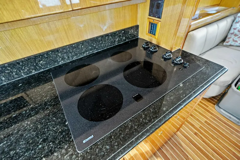 Cajun Queen Yacht Photos Pics 2002 Viking 65 Convertible 'Cajun Queen'