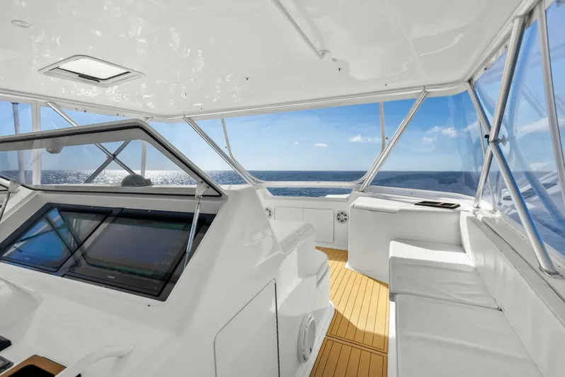 Cajun Queen Yacht Photos Pics 2002 Viking 65 Convertible 'Cajun Queen'