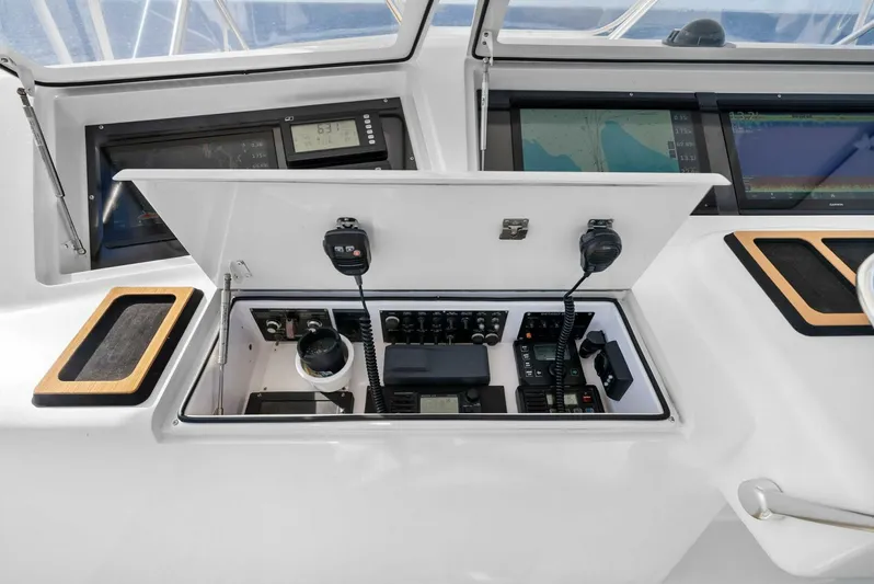 Cajun Queen Yacht Photos Pics 2002 Viking 65 Convertible 'Cajun Queen'