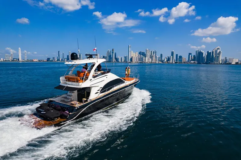 High Level Yacht Photos Pics 