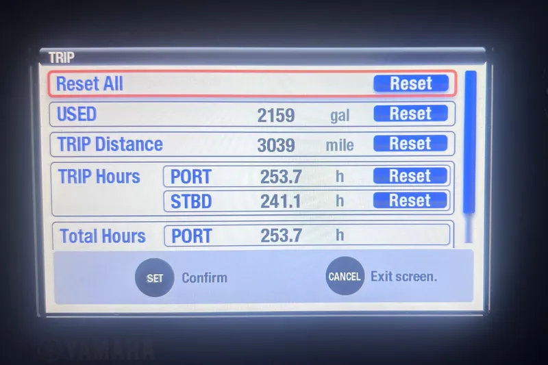  Yacht Photos Pics Boat trip data display showing fuel usage, distance, and engine hours for Jeanneau Merry Fisher 855 Marlin.