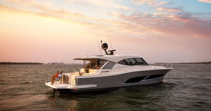 Riviera 505 Suv Yacht Photos Pics 