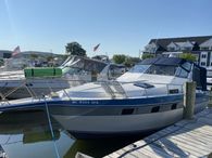 1987 Cruisers Yachts 3370 Esprit