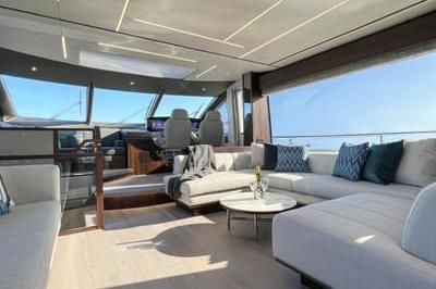 2025 Sunseeker 77 